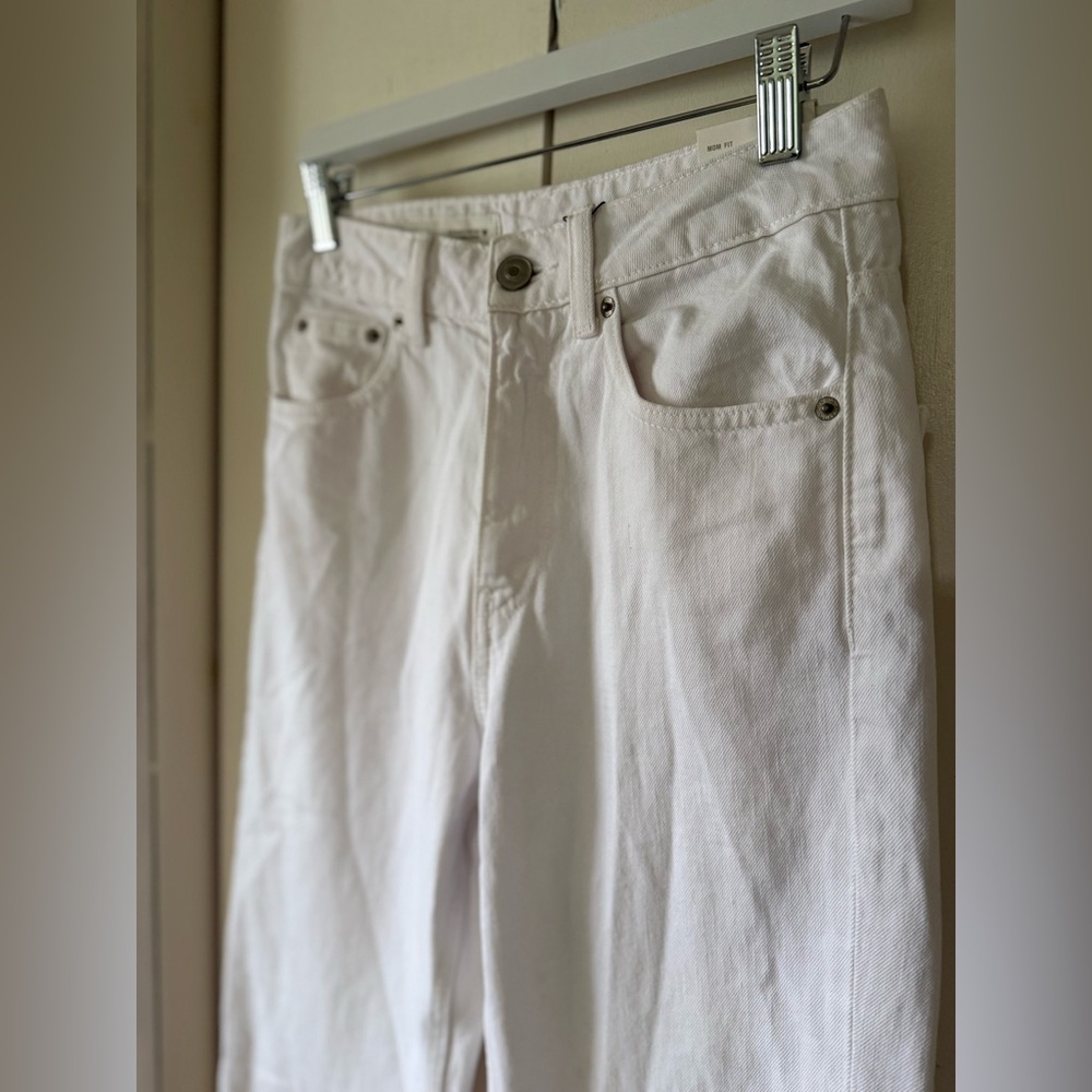 NWT Zara Mom Fit High Waisted Jeans White Denim Jeans 100% Cotton Size US 4 - Picture 7 of 11